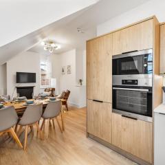 Newly Refurbished Apartment in Brighton Sleeps 7