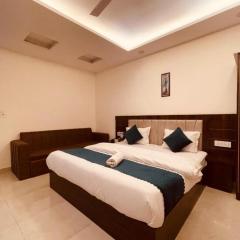 HOTEL RUDRA RESIDENCY Near Railway station