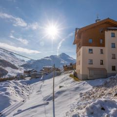 Fiocco Di Neve Ski in- Ski out Mt 10- Happy Rentals