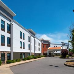 Holiday Inn Express Lewisburg - New Columbia, an IHG Hotel