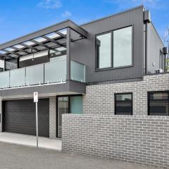 Modern Townhouse in Geelong