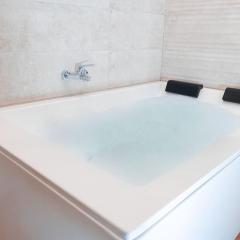 Acogedor Estudio en Triana con Jacuzzi y Wifi