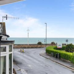 Georgian home, sea view, hot tub