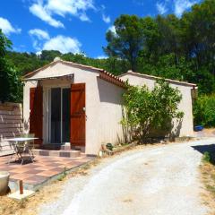 Studio charmant avec piscine partagee a Draguignan 42 m²