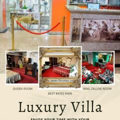 GRAND PIER BOUTIQUE VILLA, only 350 m to OLD TOWN And Unirii Fountains, Best deal from 69 eur, minim 3 nights, and FREE BREAKFAST