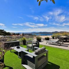 Appartement avec toit terrasse équipé au centre Saint Tropez vue mer