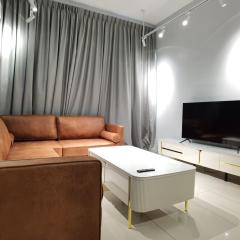 Comfy Luxury 5 Star bed & sofa 3R2B 2carpark WiFi