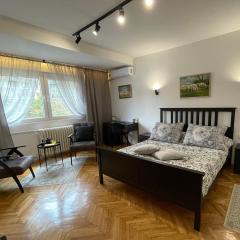 Apartment Boulevard 63 - Na Samo 500 metara Od Železničke Stanice