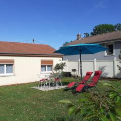 Petite maison rénovée proche centre Lunéville, jardin, barbecue, parking privatif, à 30 min de Nancy - FR-1-584-180