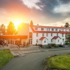 Gistihúsið - Lake Hotel Egilsstadir