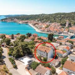 Apartments by the sea Tisno, Murter - 4295