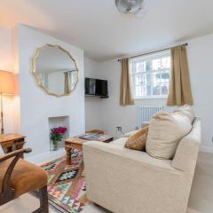 Host & Stay - The Courtyard at Egremont Place