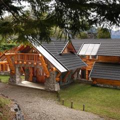 Amazing 4 Bedroom Chalet Villa Traful VT1 by Apartments Bariloche