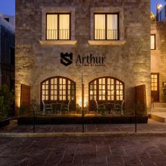 Arthur Suites in Old Town