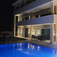 Villa Moonlight