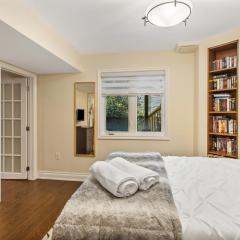 Cozy 1-BR, with Private Patio