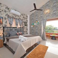 EMPYREAN STAY ll 2BHK II LUCIFER VILLA ll PRIVATE POOL II