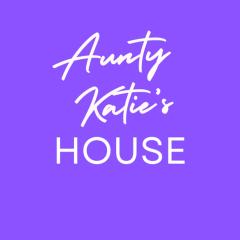 Aunty Katie's House, NI Tourist Board Certified & located on the main Oldpark Road to Belfast, with Free Continental Breakfast & Free Ultra Fast SKY internet, free SKY Sports & free SKY Cinema, Self-check in after 10pm GMT