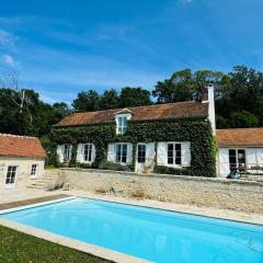 House with the Pool near Polo club Chantilly