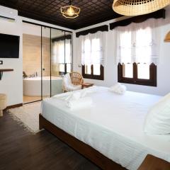 Ador Boutique Hotel