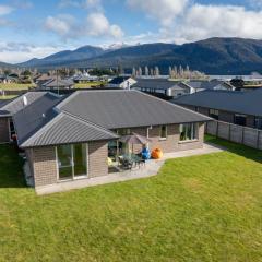 Cozy Haven - Te Anau Holiday Home