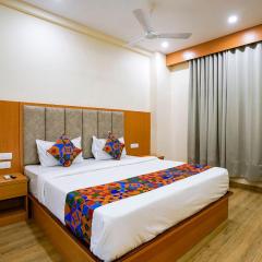 FabHotel 7 Square - Nr BKC