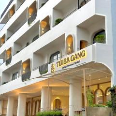 Túi Ba Gang Central Hotel