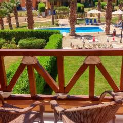 Mountain View Sokhna 1, near to HEATED Pool, Villa 4 Bedrooms, Direct to Pool, 300 M to Beach, Families only