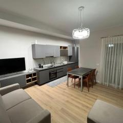 DB Apartament - Uji I Ftohte