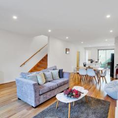 Cozy Townhouse in Werribee centre