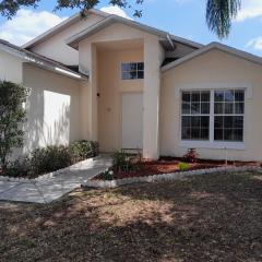 Three-Bedroom House in Clear Creek