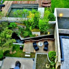 Wuzhen Residence B&B