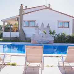 Big house with pool close to Sintra