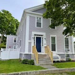 Sunny, Historic 3 BR Townhouse in Downtown Mystic