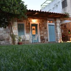 Esperides Cottage near sea with private garden