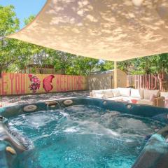 50 Shades of Pink-Hot Tub!