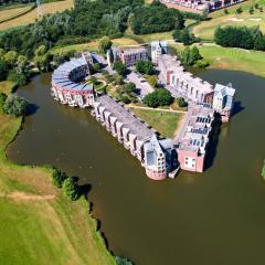 Tower house with phenomenal view and jacuzzi - 50 minutes from Amsterdam