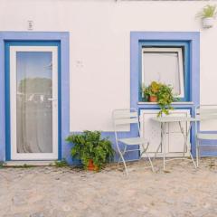 Nazare Townhouse near Lighthouse & Big Waves