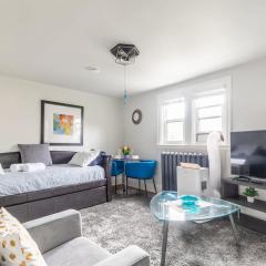 Stylish 1BR Apartment - Heart of James South Hamilton