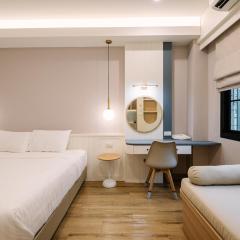 Moon House BKK Room 2B