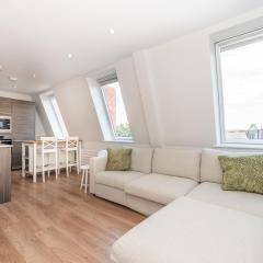 Cosy Central Stylish Apartment in Twickenham Pass the Keys