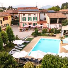 Villa Rossella Rooms & Apartments