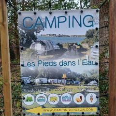 Hébergements camping "Les pieds dans l'eau"