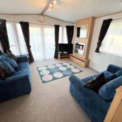 2 Bedroom Caravan NV13, Lower Hyde, Shanklin, Isle of Wight