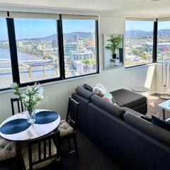 RiverView CBD Apartment Level 22