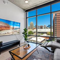 Exceptional 1BD BA-Pool Htub Gym