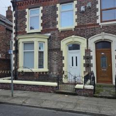 Anfield Guest House Sleeps 5