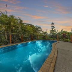 50kms of stunning ocean & hinterland views with pool