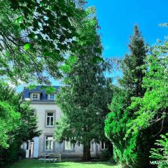 La maison de Maître - Grand Jardin, Face à la Meuse