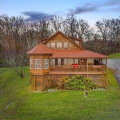 Secluded and Spacious 2BR Hot Tub Pool Table